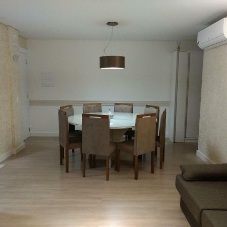 Apartamento 105 Da Borges Грамаду Екстериор снимка