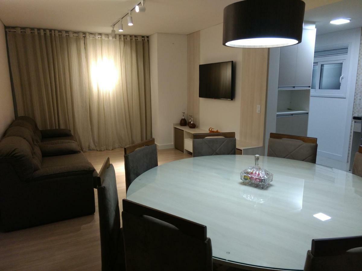 Apartamento 105 Da Borges Грамаду Екстериор снимка