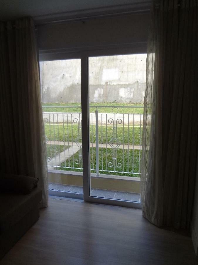 Apartamento 105 Da Borges Грамаду Екстериор снимка